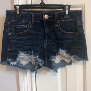 adorable jean shorts!!